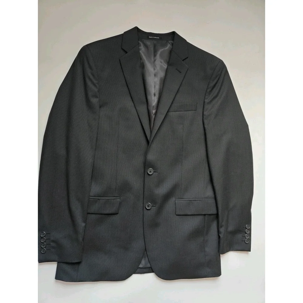 Egara Mens Slim Fit Sport Coat 38R Black Striped 2 Button Blazer F504